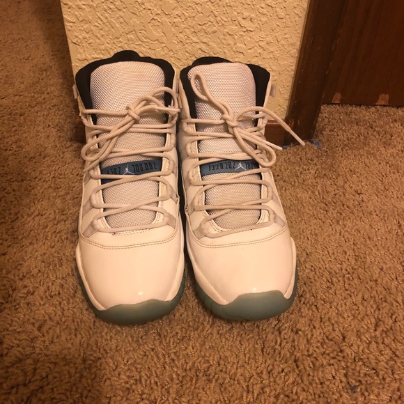 Legend Blue 11s - Picture 3 of 4